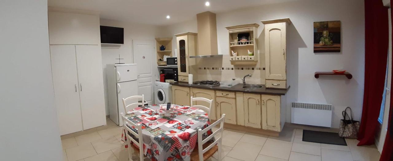 Les Deux Meules Holiday home *